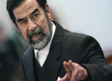 Presiden Irak Saddam Hussein