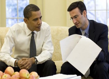 Presiden Obama bersama Peter Orszag