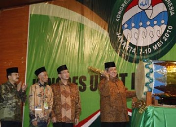 Presiden Susilo Bambang Yudhoyono membuka Kongres Umat Islam Indonesia ke-5