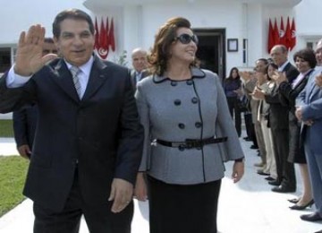 Presiden terguling Tunisia Zine al-Abidne Ben Ali dan istrinya Leila Trabelsi 