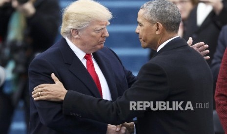 President Barack Obama (R) greets President elect Donald Trump at inauguration ceremonies swearing in Donald Trump as the 45th president of the United States on the West front of the U.S. Capitol in Washington, U.S., January 20, 2017.