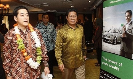 President Director of BNI Gatot M Suwondo (left) accopanies Governor of Ehime Perfecture, Tokihiro Nakamura in Jakarta, on April 10.  