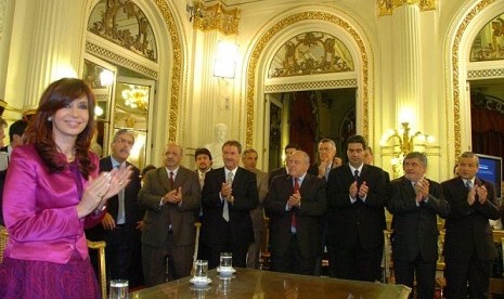 President of Argentina, Cristina Elisabet Fernandez de Kirchner in a meeting with the nation's governors. (file photo)