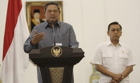 President Susilo Bambang Yudhoyono announces some new high rank officials including Vice Minister of Energy and Mineral Resources, Rudi Rubiandini RS, on Wednesday.