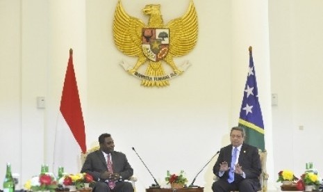 President Susilo Bambang Yudhoyono (right) receives PM of Solomon Islands Gordon Darcy Lilo at Presidential Palace in Jakarta. 