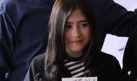 Prilly Latuconsina