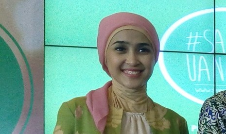 Perencana keuangan ZAP Finance, Prita Ghozie. Di tengah ketidakpastian ekonomi akibat dampak dari Covid-19, Prita menyarankan masyarakat harus lebih berhati-hati dalam menggunakan dana untuk pengeluaran.