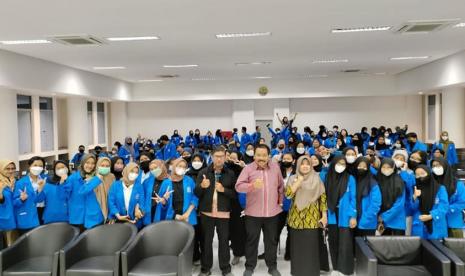 Prodi Manajemen Universitas BSI gelar seminar soal pentingnya manajemen profesional.