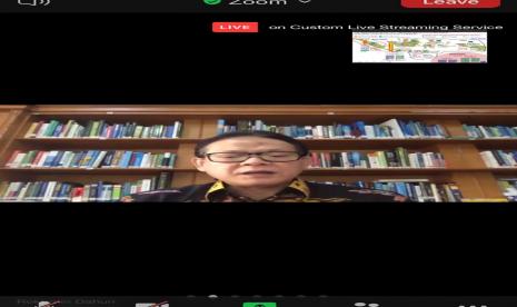 Prof Dr Ir Rokhmin Dahuri menjadi nara sumber Webinar KKN PPN Integrated Virtual yang diadakan Fakultas Perikanan dan Ilmu Kelautan Unpad, Selasa (21/7).