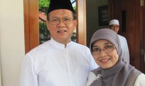 Prof Dr Rokhmin Dahuri dan istri