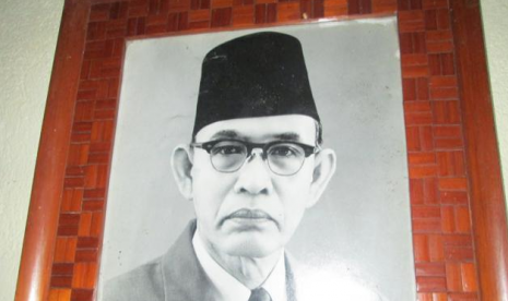 Prof Mahmud Yunus kala jadi dekan ADIA