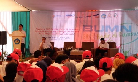 Program ‘BUMN Hadir di Kampus’ yang diinisiasi oleh Kementerian BUMN berlangsung di Universitas Lampung (Unila), Kota Bandar Lampung, Sabtu (28/10).