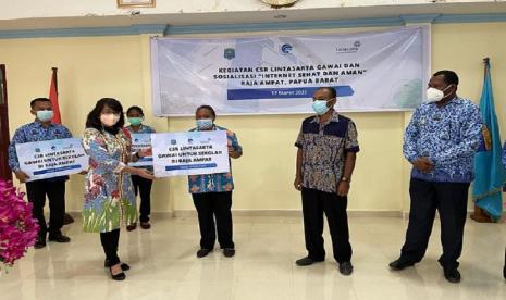 Program CSR Lintasarta Gawai dan Sosialisasi Internet Sehat dilaksanakan di Aula Dinas Pendidikan Kabupaten Raja Ampat di Waisai.