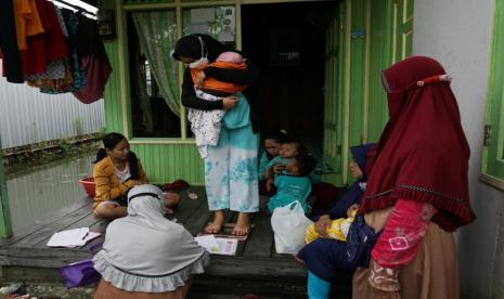 Program kesehatan di Desa Berdaya ZIS Indosat kembali dilaksanakan pada Rabu(18/05) pagi. Program Kesehatan yang dilaksanakan adalah berupa Posyandu Balita yang ditujukan kepada balita di Kelurahan Sungai Miai, Kota Banjarmasin.