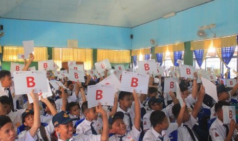 Program literasi keuangan CIMB Niaga di Kendari.