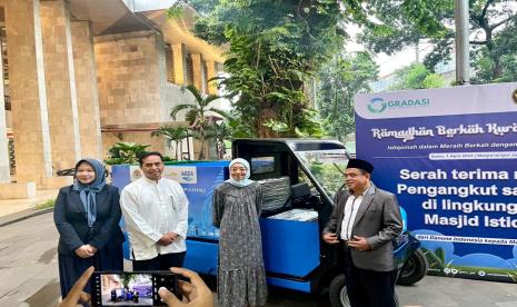 Program pengelolaan sedeqah sampah Masjid Istiqlal. 