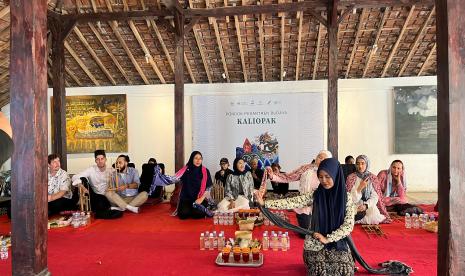 Suasana kegiatan di pesantren.