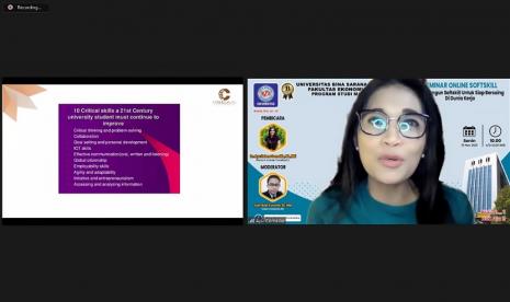 Program studi (prodi) Manajemen Universitas BSI (Bina Sarana Informatika) menggelar seminar online soft skill bertajuk ‘Membangun Soft Skills Untuk Siap Bersaing di Dunia Kerja’ pada Senin (15/11) melalui zoom.