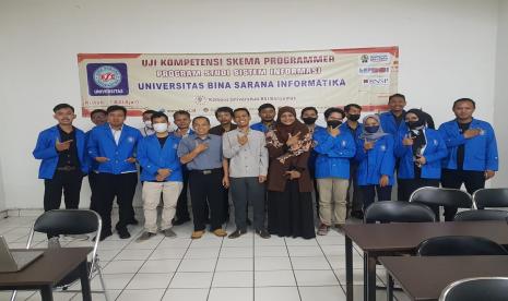 Program Studi Sistem Informasi, Universitas BSI (Bina Sarana Informatika) kampus Purwokerto, menggelar sertifikasi kompetensi (serkom) bagi para mahasiswanya.