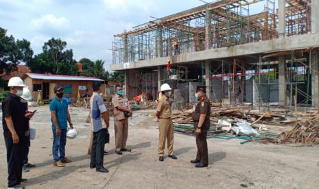 Progres pembangunan Pasar Sawangan di Kota Depok mencapai 40 persen.