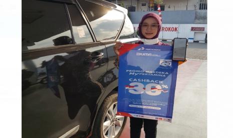 Promo Kemerdekaan Pertamina dikemas dalam berbagai bentuk cashback 30 persen untuk pembelian BBM jenis Pertalite, Pertamax, Pertamax Turbo, Dexlite dan Pertamina Dex serta diskon pembelian tabung perdana dan isi ulang bright gas 5,5 Kg dan 12 Kg.