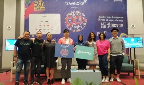 Promotor dan pengisi acara festival musik The 90's Festival pada konferensi pers di Jakarta, Rabu (6/11). The 90's Festival edisi kelima akan berlangsung di Gambir Expo, Kompleks JI Expo Kemayoran, Jakarta (23/11-24/11). 