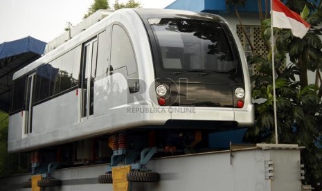   Prototipe monorel buatan PT Melu Bangun Wiweka di Tambun, Bekasi, Jawa Barat. Selasa (29/1).  (Republika/Adhi Wicaksono)