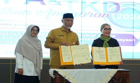 Provinsi Sumatra Barat memiliki potensi besar dalam pasar ekspor, diperkuat oleh kekayaan budaya yang menjadi ciri khas Indonesia. Keberagaman kuliner seperti rendang, serta beragam kerajinan, fashion, dan rempah-rempah, memberikan berbagai peluang bagi pelaku usaha berorientasi ekspor di Sumatra Barat.