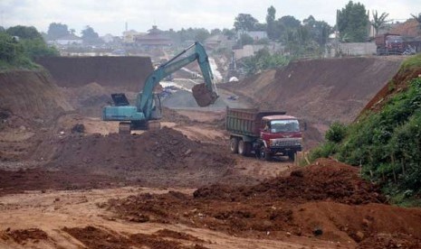 Proyek pembangunan jalan tol  (ilustrasi).