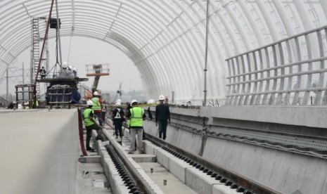 Proyek pembangunan stasiun LRT di TMII, Jakarta Timur