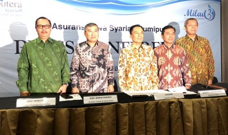 PT Asuransi Jiwa Syariah Bumiputera menyelenggarakan konferensi pers Milad Ke 3 Bumiputera Syariah di Bellevue Suites, Senin (2/9). 