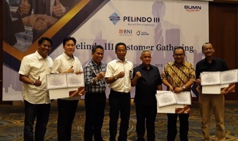 PT Bank Negara Indonesia (Persero) Tbk (BNI) bersama PT Pelabuhan Indonesia III (Persero) (Pelindo III) mengembangkan kerja sama Port Service Financing.