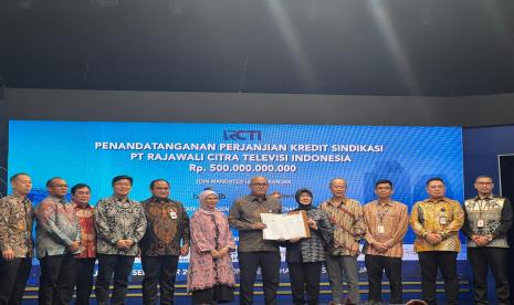 PT Bank Pembangunan Daerah Jawa Barat dan Banten Tbk (bank bjb) kembali menegaskan komitmennya dalam memperkuat sinergi bisnis melalui perluasan fasilitas kredit sindikasi, kali ini dengan menggandeng PT Rajawali Citra Televisi Indonesia (RCTI). 