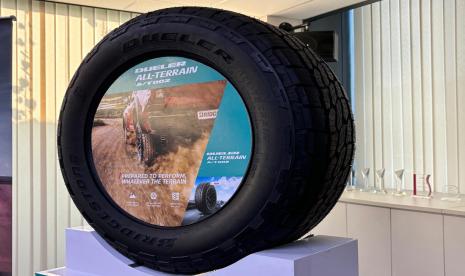 PT Bridgestone Tire Indonesia (Bridgestone Indonesia) memperkenalkan secara resmi ban Dueler A/T002 untuk kendaraan SUV dan double cabin.