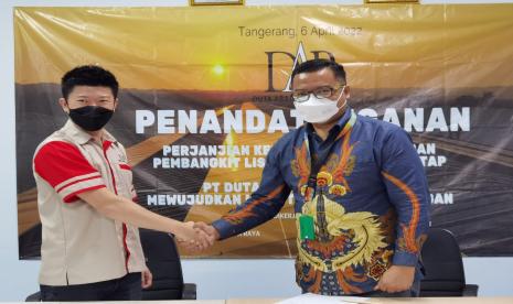 Penandatanganan kontrak kerja sama pembangunan PLTS Atap antara PT Tripower Solar Nusantara (PT TSN) dan PT Duta Abadi Primantara (PT DAP). PT DAP mengganjar kepercayaan kepada PT TSN sebagai Perusahaan Engineering-Procurement-Construction (EPC) untuk menggelar Pembangkit Listrik Tenaga Surya (PLTS) Atap di Pabrikan PT DAP dengan daya lebih dari 600 Kwh.