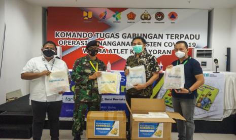 PT Farmalab Indoutama, anak perusahaan PT Indofarma, bersama dengan Balai Pustaka melaksanakan Program Berbagi 1.000 Paket Buku untuk Anak Indonesia. Program ini merupakan program Corporate Social Responbility (CSR) PT Farmalab Indoutama untuk para pasien anak di Rumah Sakit Darurat Covid-19 (RSDC) Wisma Atlet, Kemayoran, Jakarta Pusat .