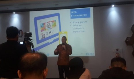 PT Hero Supermarket Tbk memaparkan kinerjanya pada kuartal III 2019 di Graha Hero, Tangerang Selatan, Jumat, (29/11).