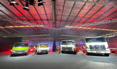 PT Hino Motors Sales Indonesia (HMSI) resmi memasarkan kendaraan komersial dengan standar Euro 4