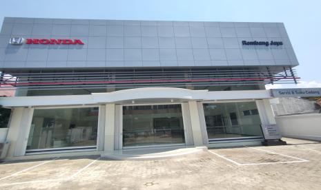 PT Honda Prospect Motor meresmikan jaringan diler terbaru, Honda Rembang Jaya, Selasa (2/10/2024).