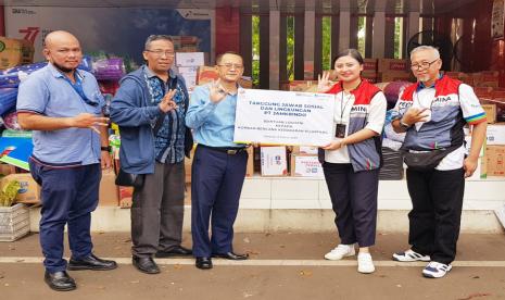 PT Jaminan Kredit Indonesia atau Jamkrindo menyerahkan bantuan kepada korban tanah longsor di  Natuna, Provinsi Riau dan juga korban kebakaran di Plumpang, DKI Jakarta. Adapun bantuan yang diberikan berupa kebutuhan pokok dan kebutuhan bayi. 