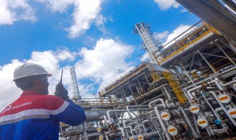 PT Pertamina (Persero) dalam membangun proyek kilang perlu memastikan ketersedian pasokan gas sebagai sumber energi dalam proses pembangunan. Pertamina akan menggunakan basis gas sebagai energi pembangkit.