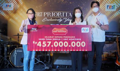 PT Link Net Tbk mengapresiasi pelanggannya dengan menggelar program Firts Rewards