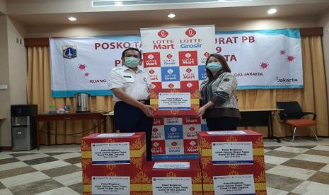 PT Lotte Mart Indonesia & PT Lotte Shopping Indonesia pun berinisiasi memberikan bantuan kepadapara anggota Gugus Tugas Tim Penanganan Covid 19 Provinsi DKI Jakarta.