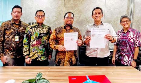 PT Masmindo Dwi Area (MDA) menandatangani kontrak kerja sama dengan PT Pertamina Patra Niaga Regional Sulawesi untuk suplai bahan bakar minyak (BBM) jenis solar industri.