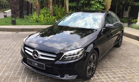 PT Mercedes-Benz Distribution Indonesia meluncurkan The New C180  di Bogor.