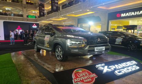 PT Mitsubishi Motors Krama Yudha Sales Indonesia (MMKSI) meluncurkan New Xpander Cross di Yogyakarta, Kamis (1/9/2022). Peluncuran tersebut dilakukan pada ajang Mitsubishi Motors Auto Show di Jogja City Mall, Yogyakarta yang berlangsung 1-4 September 2022.