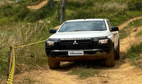 PT Mitsubishi Motors Krama Yudha Sales Indonesia (MMKSI) mulai mengirimkan Mitsubishi All-New Triton ke konsumen bulan September ini. 