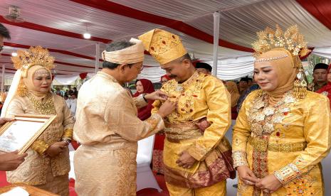 PT Perkebunan Nusantara III (Persero) melaksanakan Upacara Bendera Peringatan Hari Ulang Tahun ke-78 Kemerdekaan Republik Indonesia Tahun 2023 yang mengambil tema “Terus Melaju Untuk Indonesia Maju” di halaman Kantor Direksi Operasional Medan Jalan Sei Batanghari No 2 Medan, Kamis (17/8/2023).