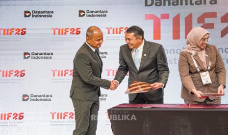 pertamina-patra-niaga-gandeng-pln-dan-len-industri-perkuat-ekosistem-program-motor-listrik-nasional