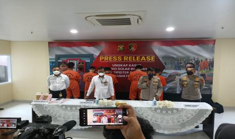 PT Pertamina Patra Niaga Regional Sumbagsel, mengapresiasi dan mendukung penuh langkah Kepolisian Daerah Sumatera Selatan yang menindak oknum penyalahgunaan BBM Subsidi jenis Solar di SPBU 24.302.22 Jl. Jend. A. Yani Kel. 14 Ulu Kec. Seberang Ulu II dan SPBU 24.302.126 Jl. Jend. A. Yani Kel. 7 Ulu Kec. Seberang Ulu I Palembang.